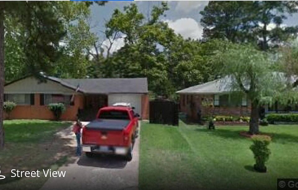 1st image of 3915 Sandra St