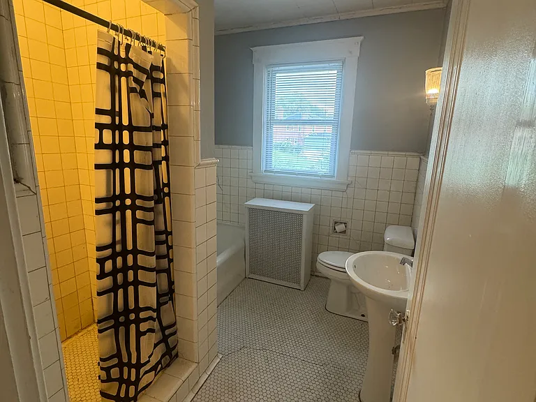 827 N Fort Thomas Ave #2 — Photo 10