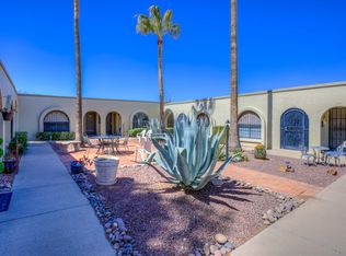 222 W Paseo Del Prado, Green Valley, AZ 85614