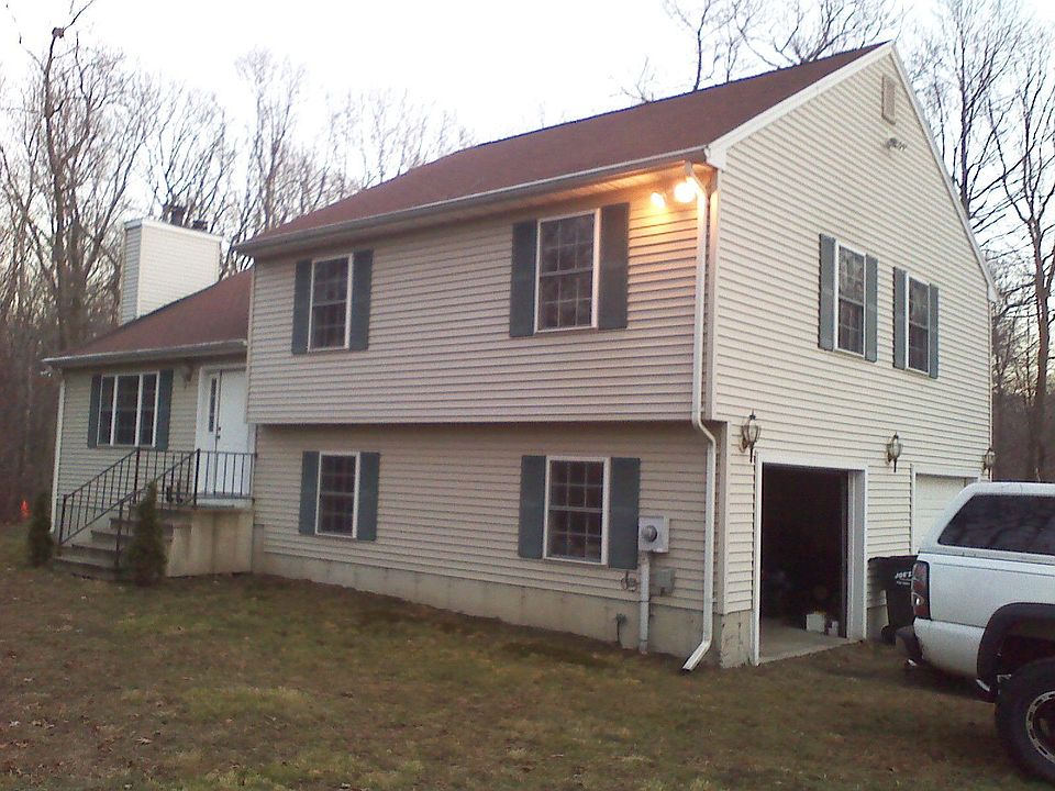 2nd image of 10A Evergreen Ln