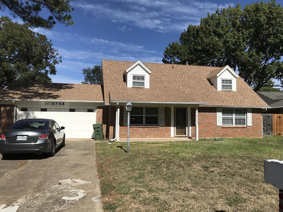 1st image of 2703 Norwood Ln