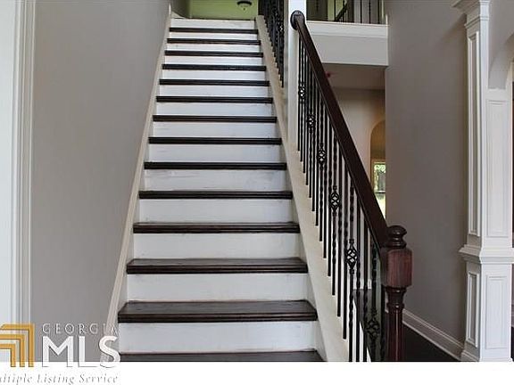 3rd image of 2948 Ash Grove Dr
