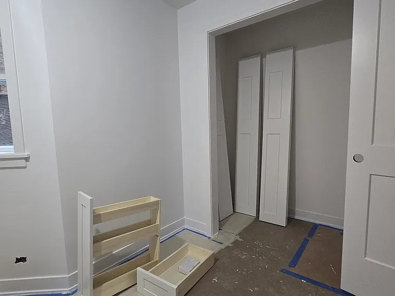 2451 N Ridgeway Ave #G — Photo 5