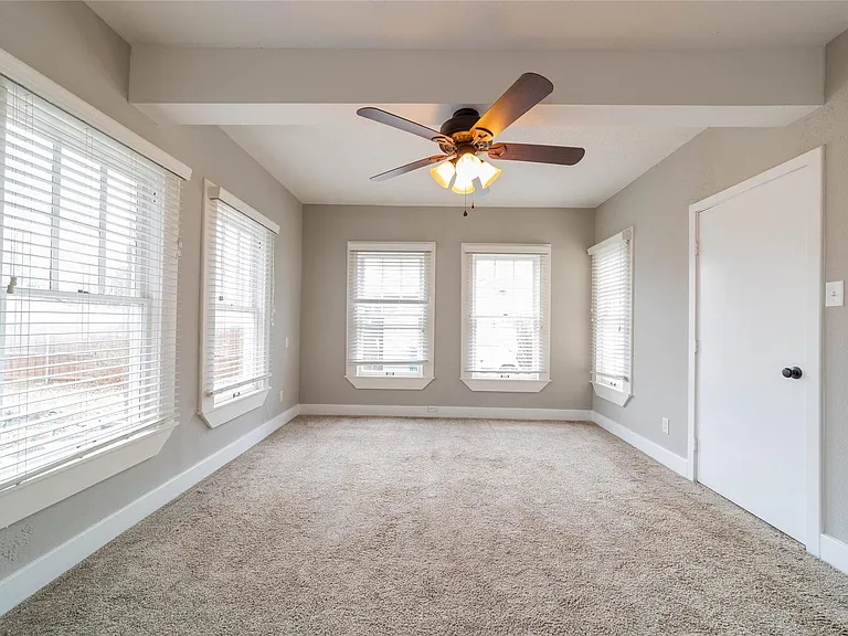 2226 W Rosedale St S — Photo 9