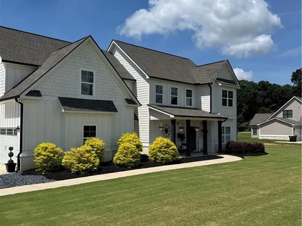 1538 E Lake Rd, McDonough, GA 30252