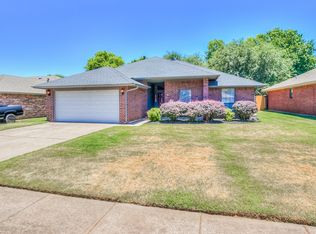 513 Verreaux Dr, Norman, OK 73072