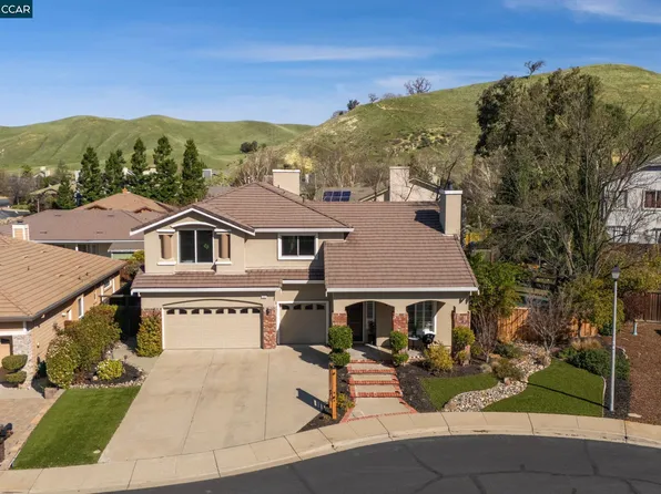 9009 Elk Dr, Clayton, CA 94517