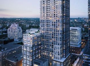 108 Peter St #3909, Toronto, ON M5V0W2