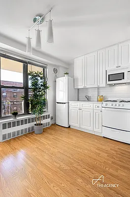 Sold by The Agency | media 4