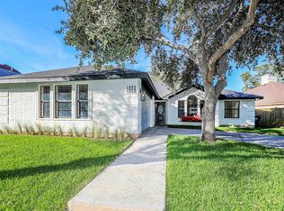 1608 Eagle Trace Dr, Laredo, TX 78045