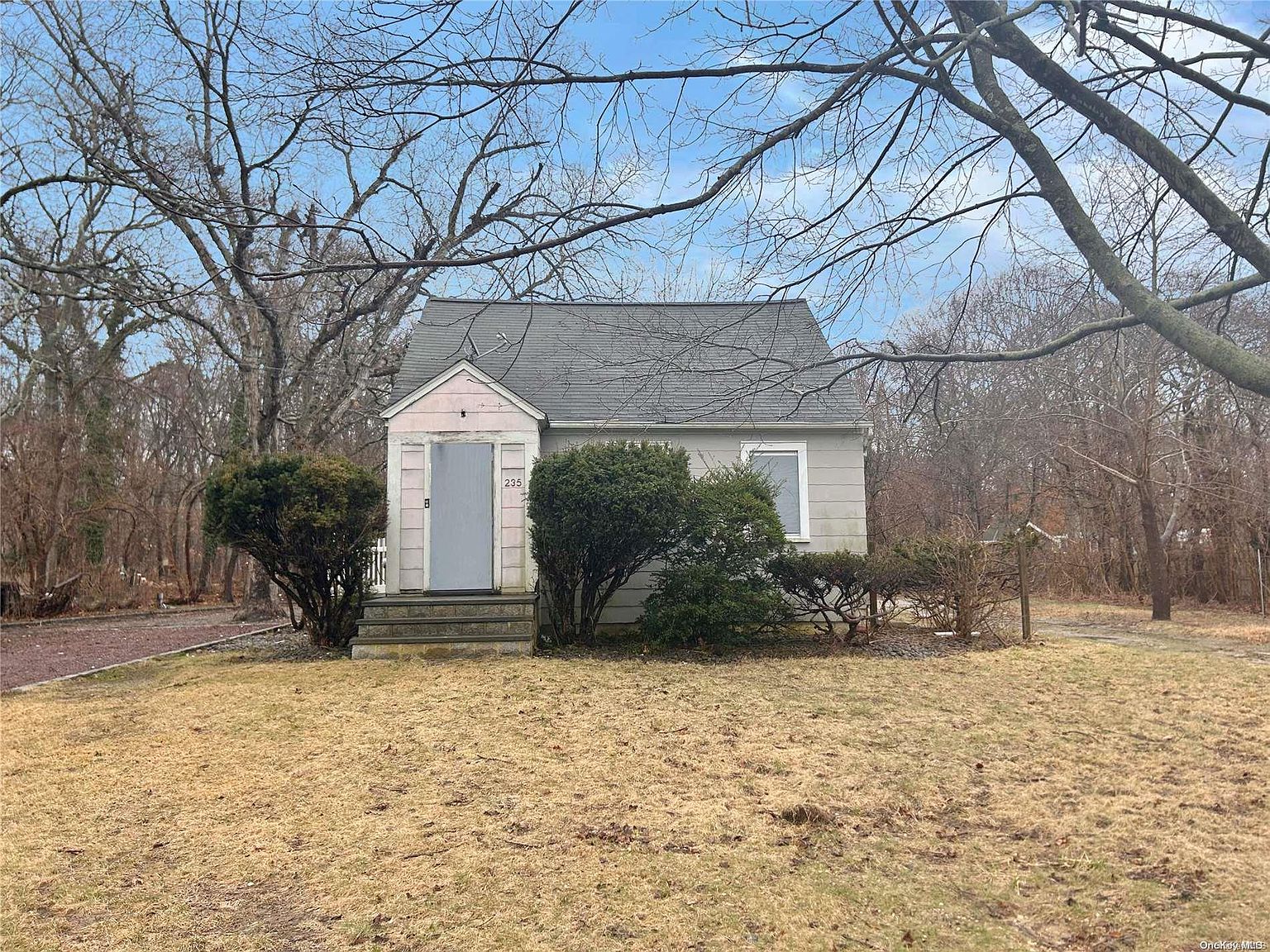 235 Hewlett Avenue, East Patchogue, NY 11772 | Zillow