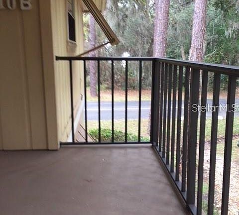 3rd image of 120 Hibiscus Woods Ct APT 10B