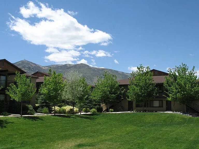 Sierra Sage Apartments — Photo 8