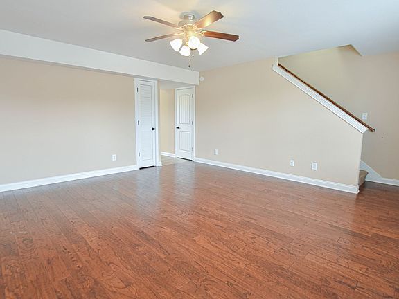 3rd image of 1801 Beckett Dr APT C