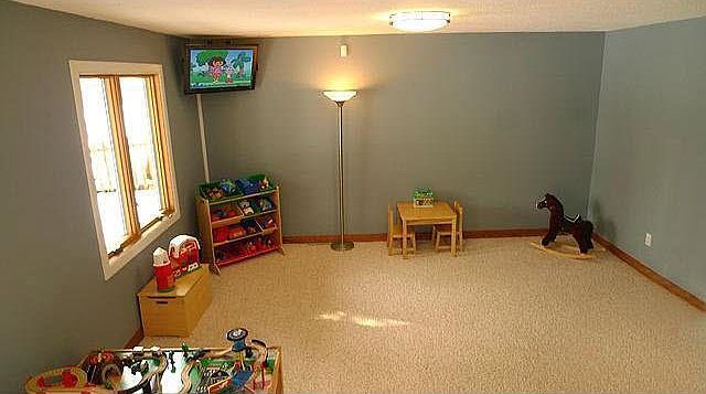 2nd image of 6261 Yucca Lane