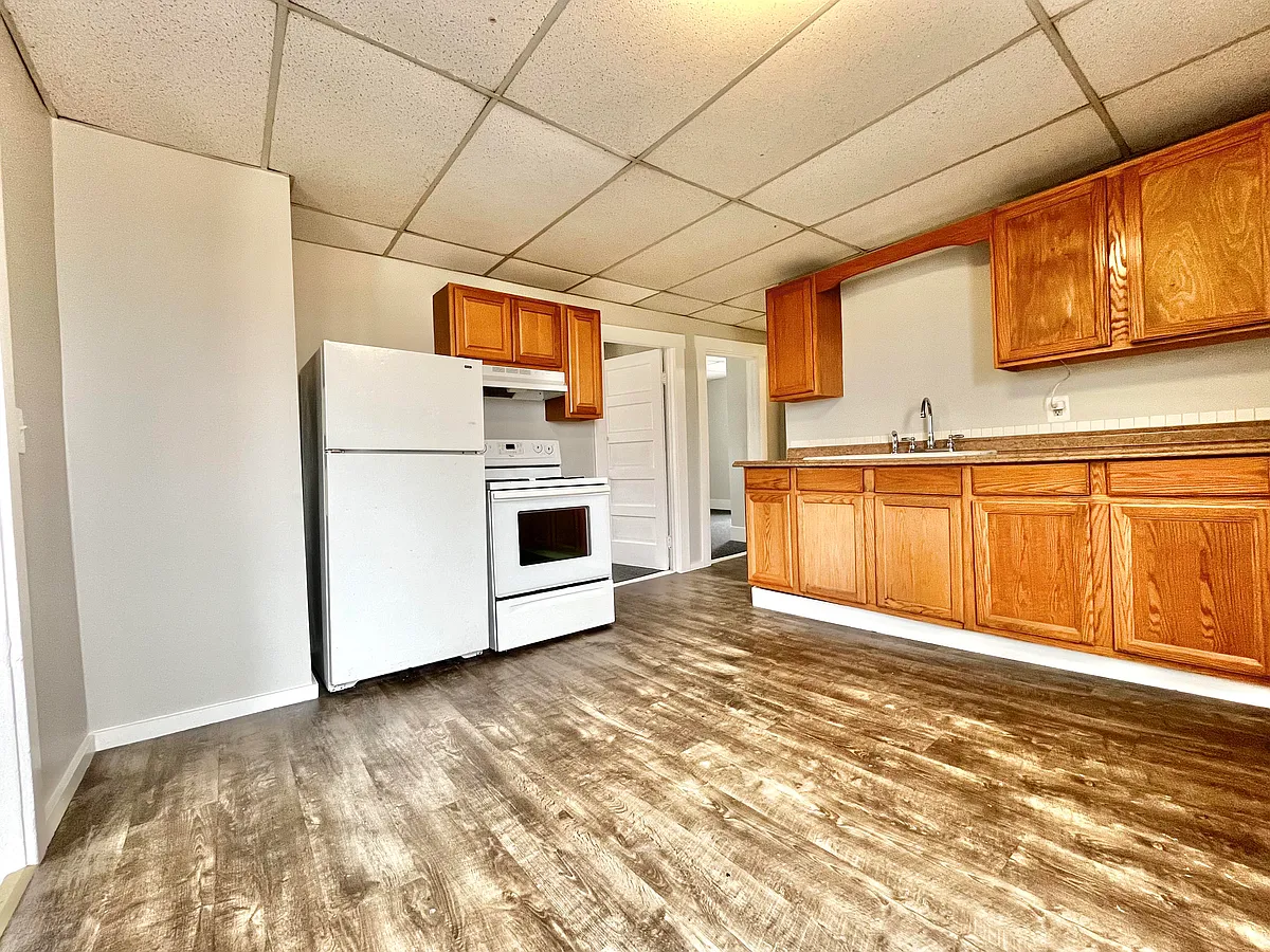 Kitchen - 50 Pike St #301