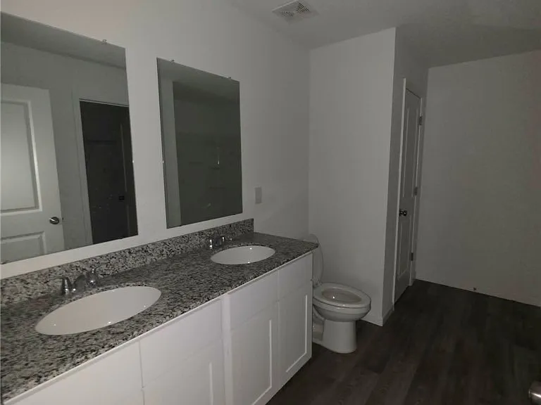 9610 N San Jose Way — Photo 9