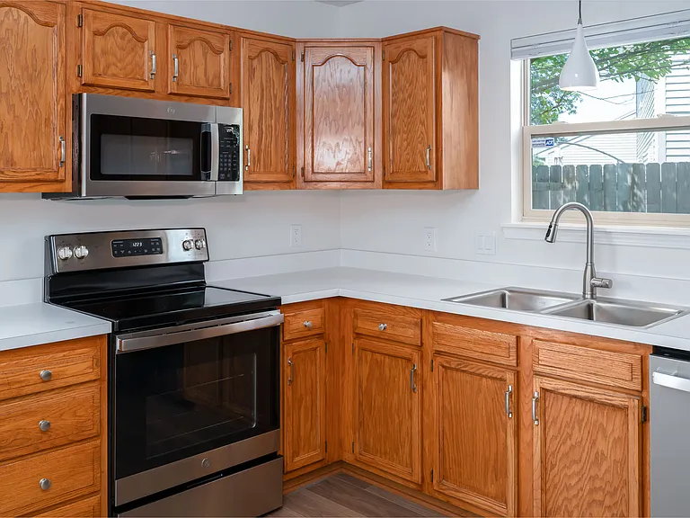 New appliances and countertops