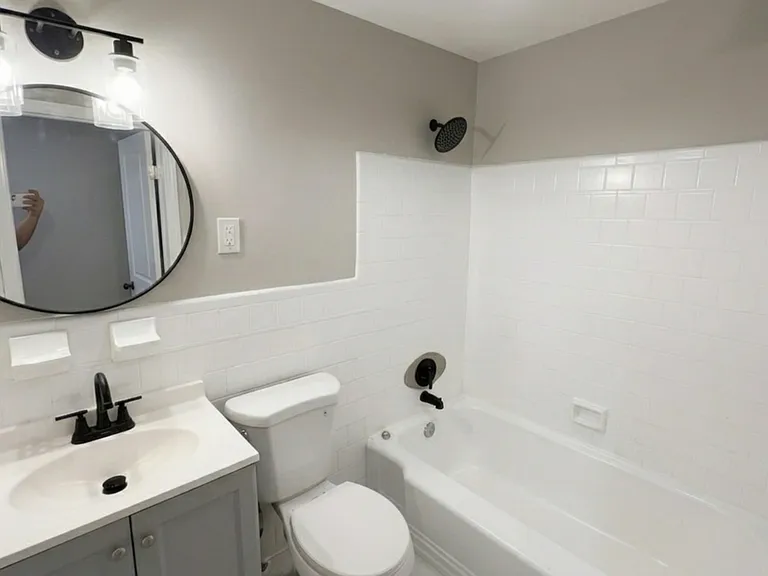 6121 Chinquapin Pkwy #1 — Photo 4