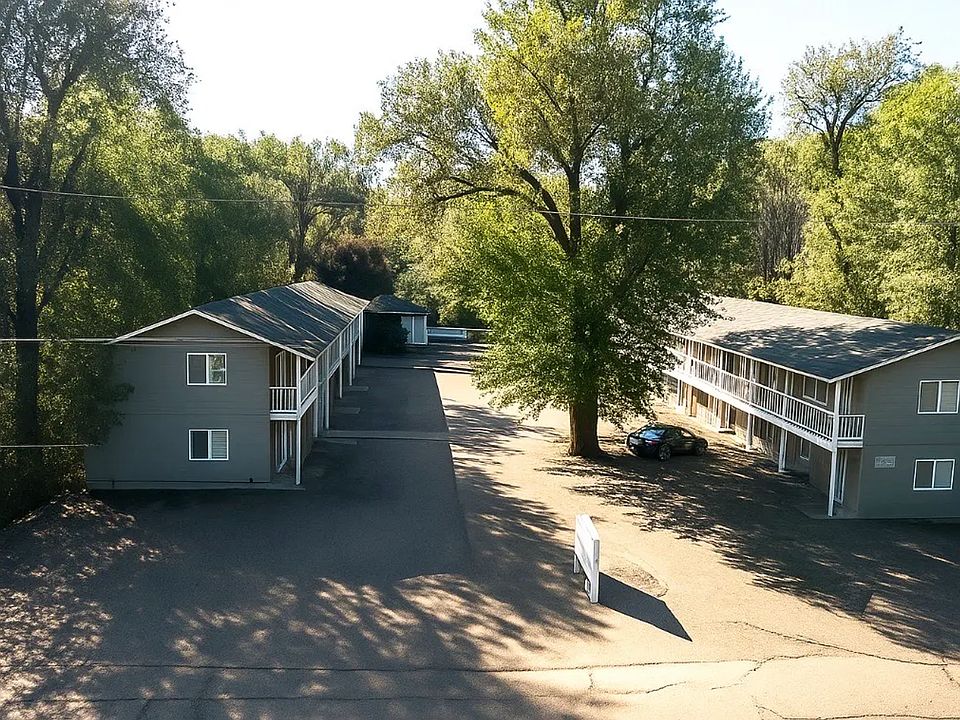 1st image of 319-321 E Brookside St #10