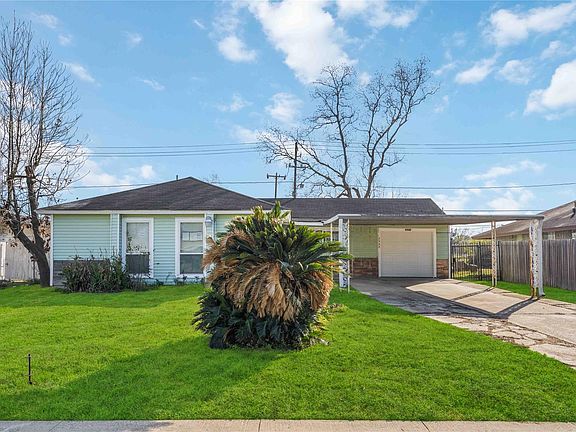 2nd image of 5942 Ridgeway Dr