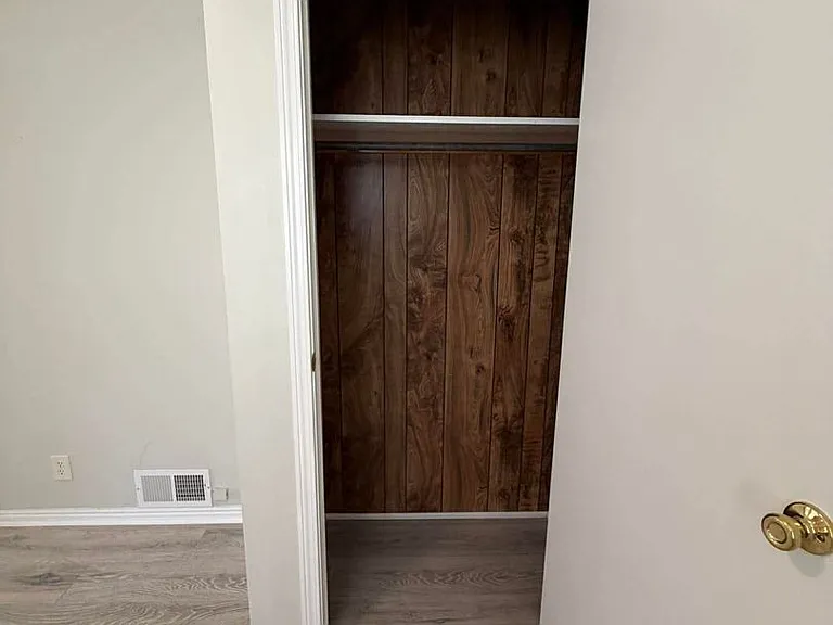 178 W Geneva Dr — Photo 14