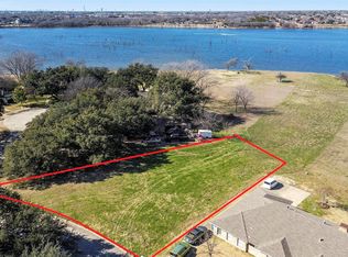 5901 Lakeshore Dr, Rowlett, TX 75089