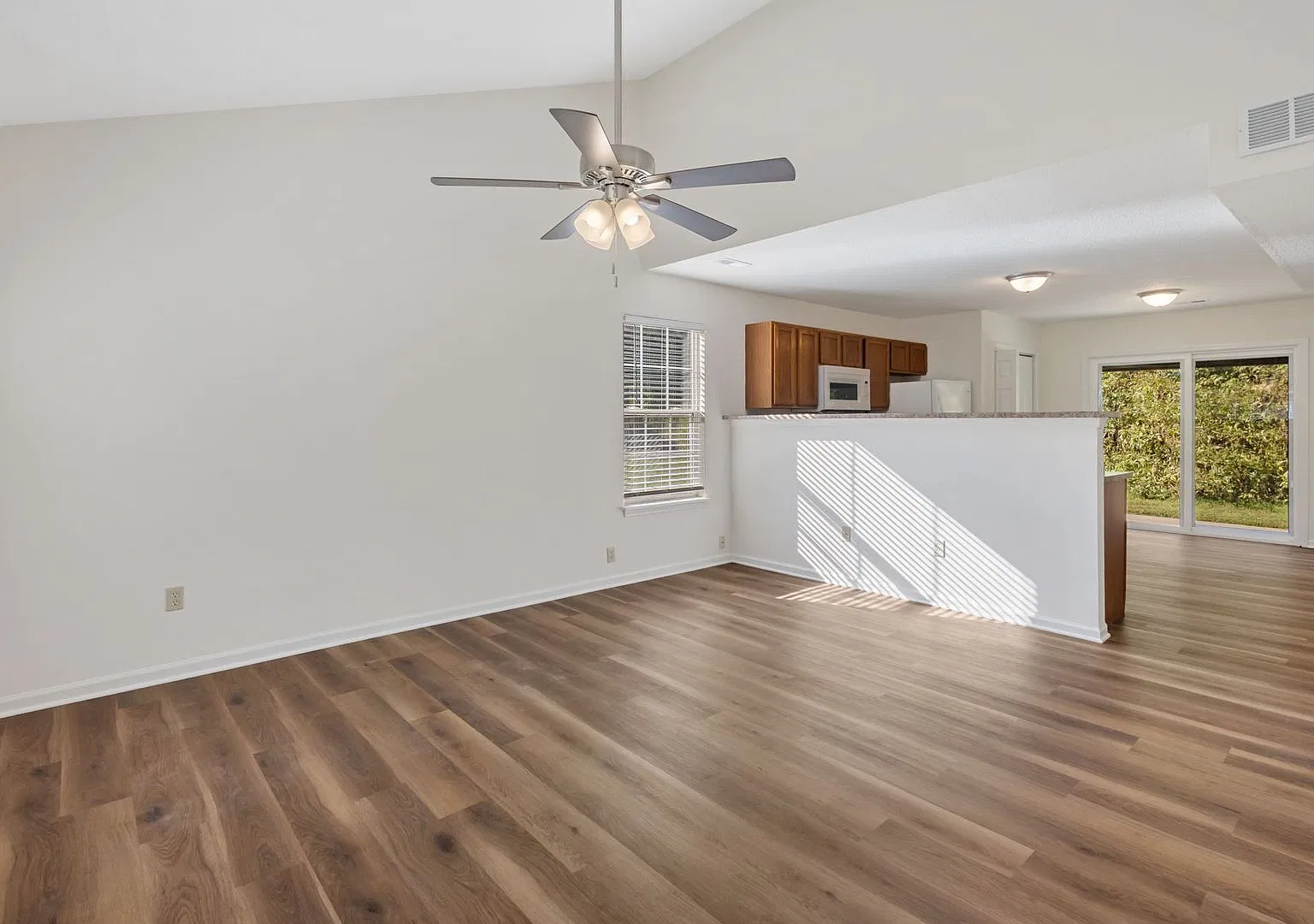 4414-4416 Cheryl Ct. — Photo 3