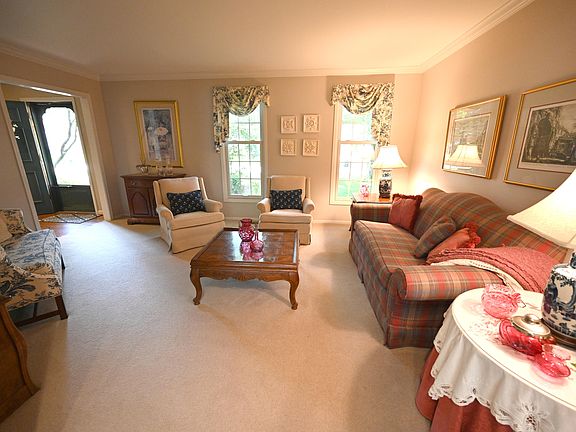 4th image of 21640 Shadybrook Dr