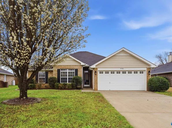 4702 Carrington Blvd SE, Owens Cross Roads, AL 35763