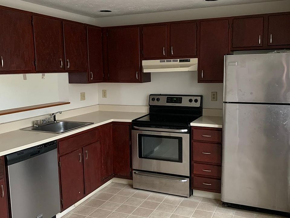 1st image of 125 Portland Ave APT 17