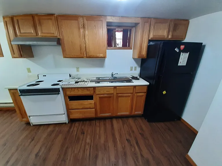 601 W John St #2 — Photo 3
