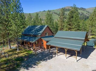 4 Barnaby Rd, Winthrop, WA 98862