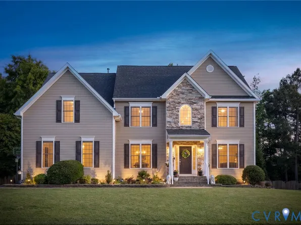 11306 Longtown Dr, Midlothian, VA 23112