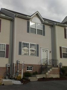 96 Highland Cir, Newark, DE, 19713