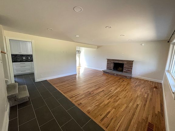 2nd image of 2851 E Maurice Dr