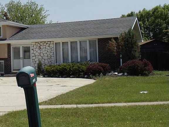 2nd image of 14117 S Garavogue Ave