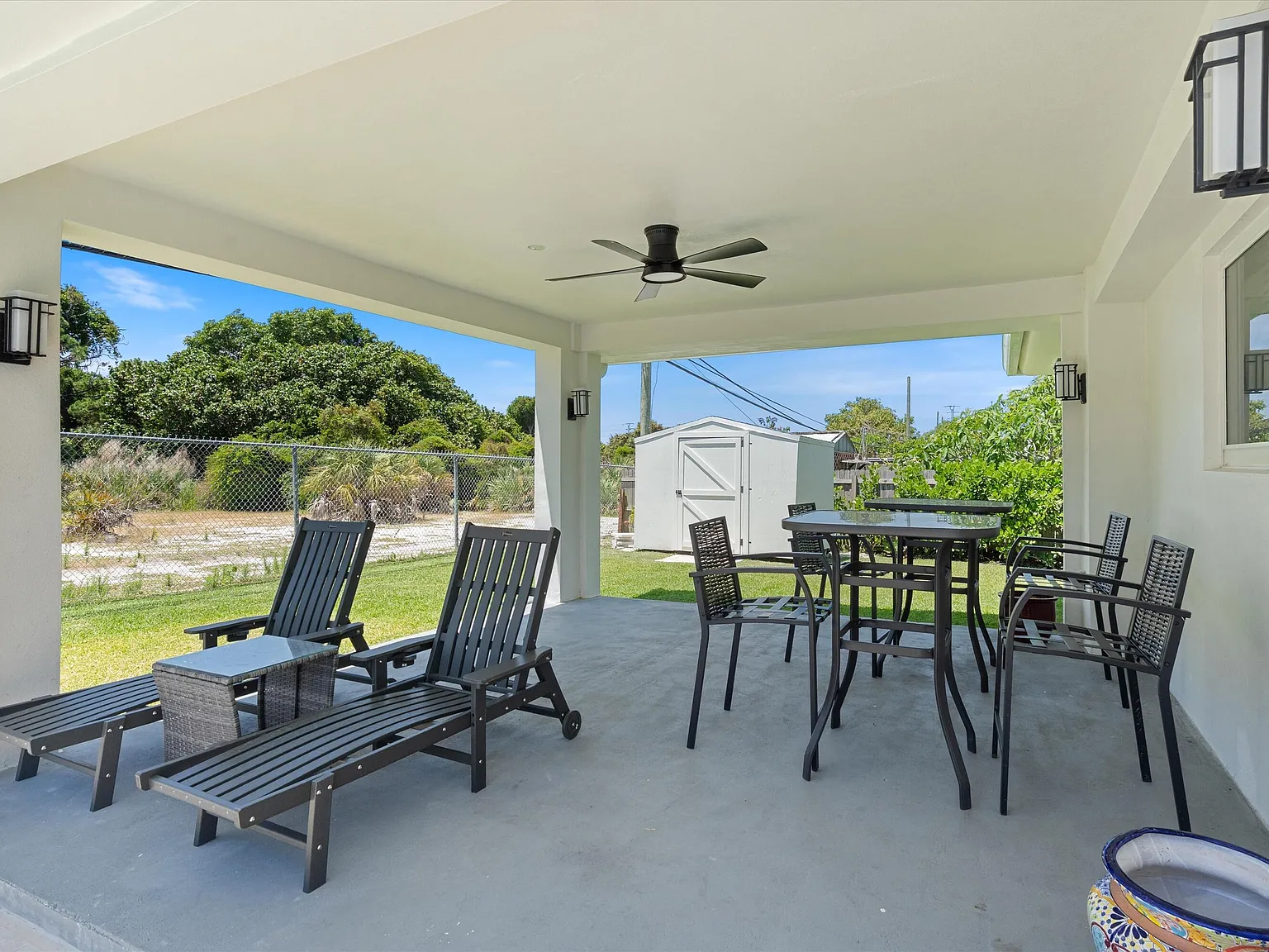3 bed, 2.0 bath, 1551 sqft, $5,500 — Photo 3