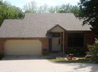 1716 Liberty Ct, Jefferson City, MO 65109