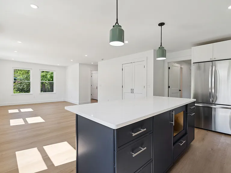 304.5 Maine St #2 — Photo 8