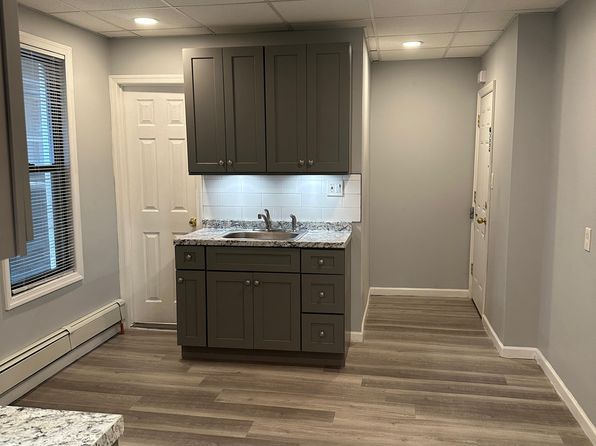 20 5th St APT 2