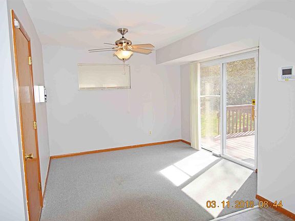 4th image of 7383 Rowanta Ave