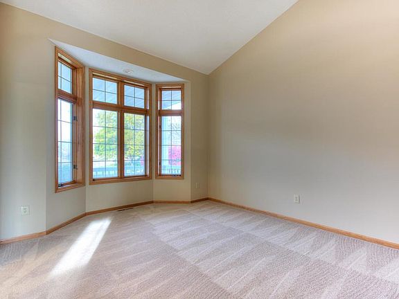 3rd image of 9020 Dunbar Knoll Ct N