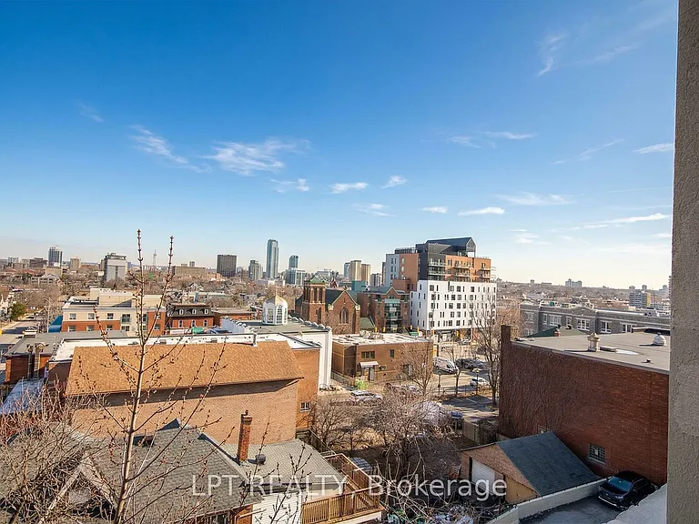 40 Arthur St #703 — Photo 26