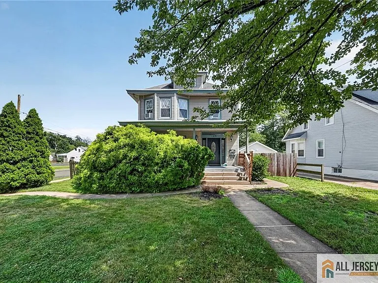 125 White Horse Ave — Photo 2