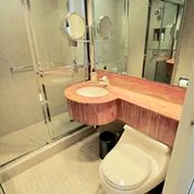 Rented by One New York Realty Inc | media 15