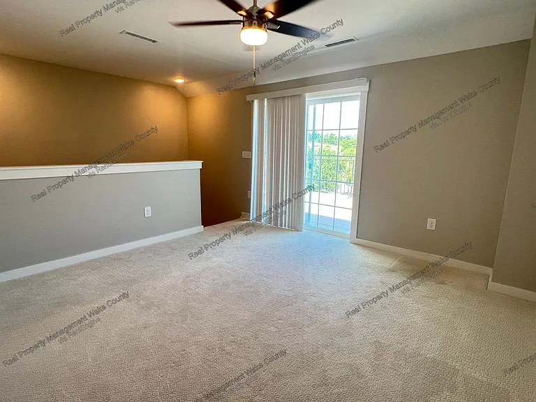 445 Rally Point Pl — Photo 25
