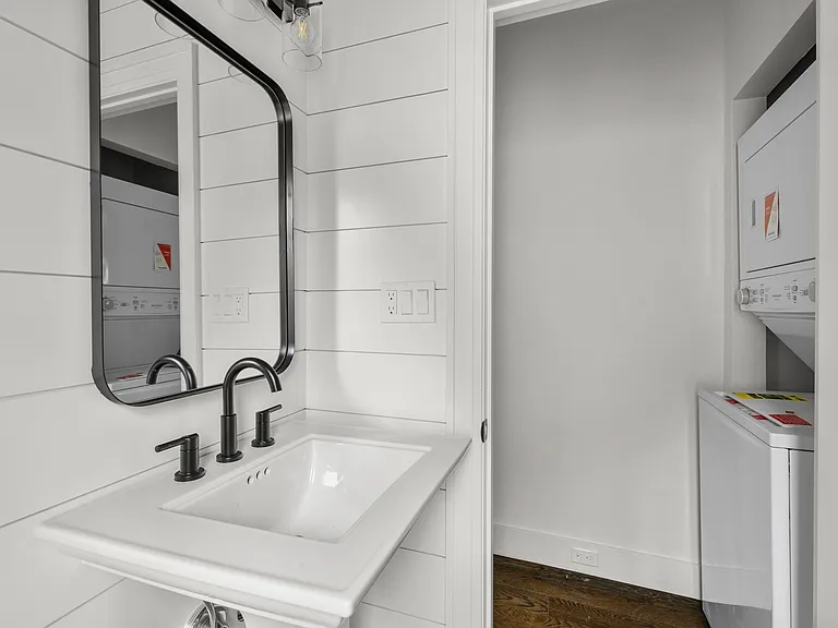 8 Cross St #2 — Photo 14