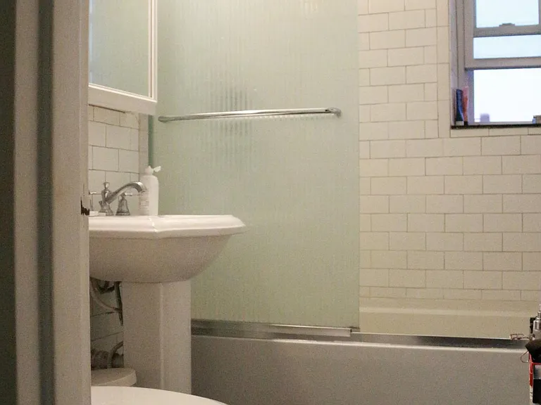 210 Woodcliff Ave #4F — Photo 4
