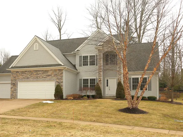 4355 Stone Creek Dr, Erie, PA 16506